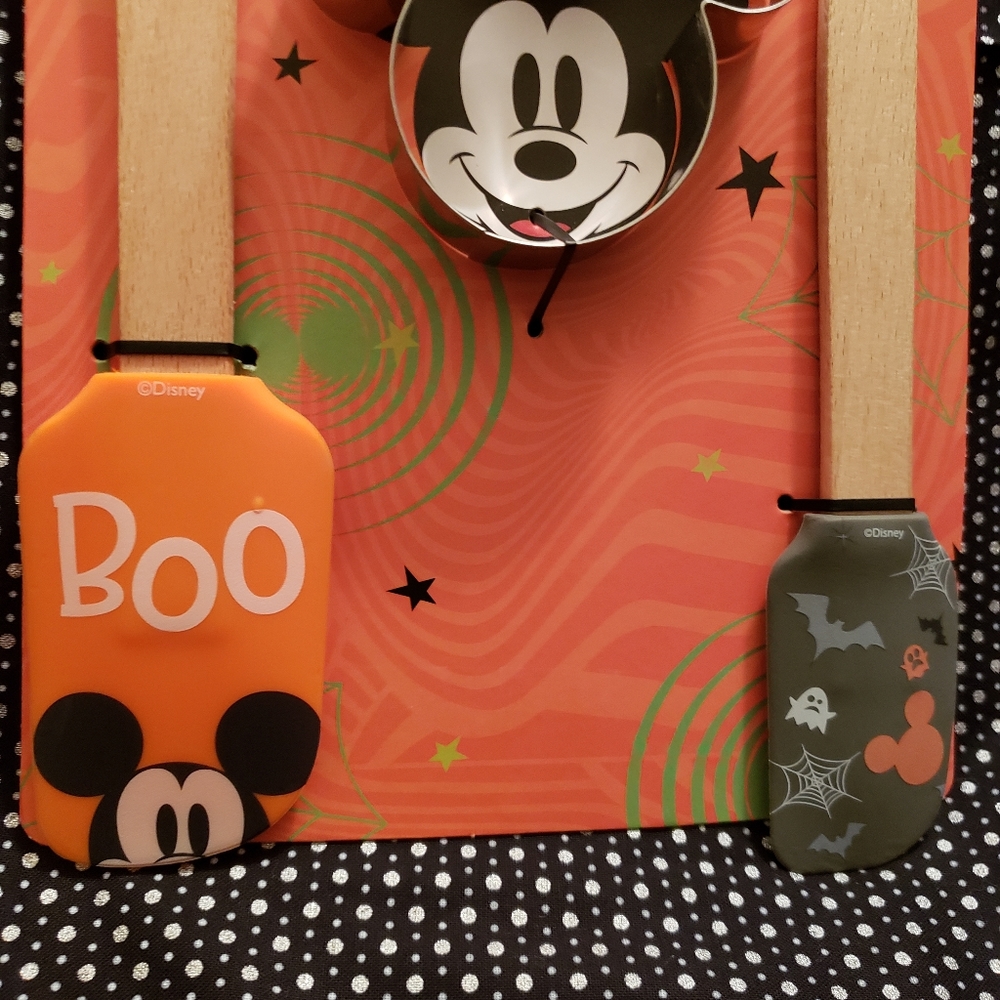 Mickey and minnie halloween - Picture 3 of 5
